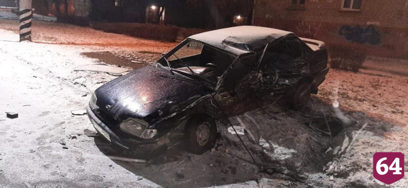 Два человека покалечились в ДТП на скользкой дороге под Саратовом