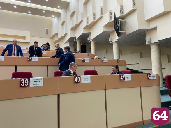 Депутаты поддержали изменения в бюджете Саратова 