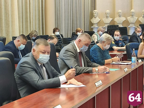 Саратовские школы проверят на соблюдение санитарных норм в пандемию
