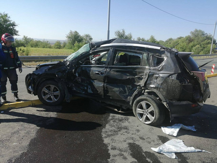 Два человека погибли в ДТП на окраине Саратова