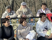 Саратовским пенсионерам показали пещеру легендарного разбойника 