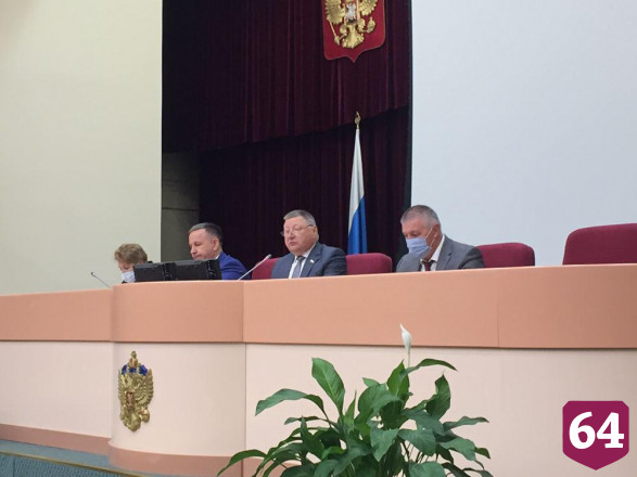 Муниципалитеты обвинили в бездействии по отношению к сиротам