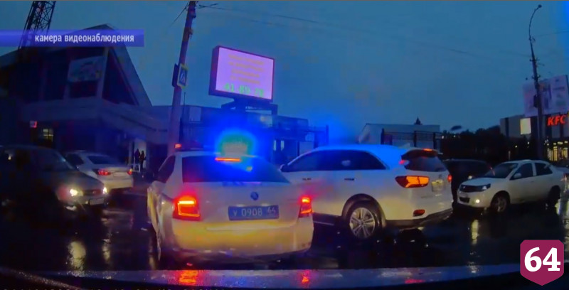 Полицейский помог доставить в больницу истекавшую кровью 3-летнюю девочку