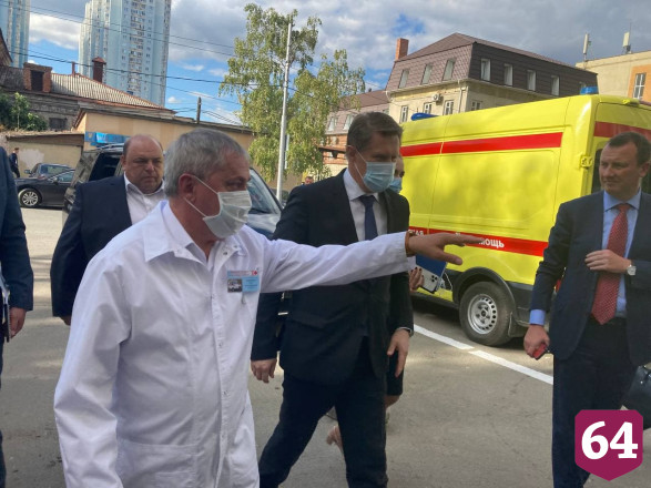 Мурашко призвал нарастить в Саратовской области темпы вакцинации