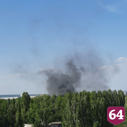 Крупный пожар уничтожил жилой дом на Фадеева