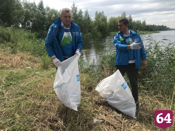 Министр для повышения эффективности переобулся и ушел в камыши