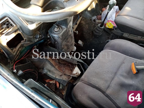 В аварии под Саратовом разбились двое водителей и девушка