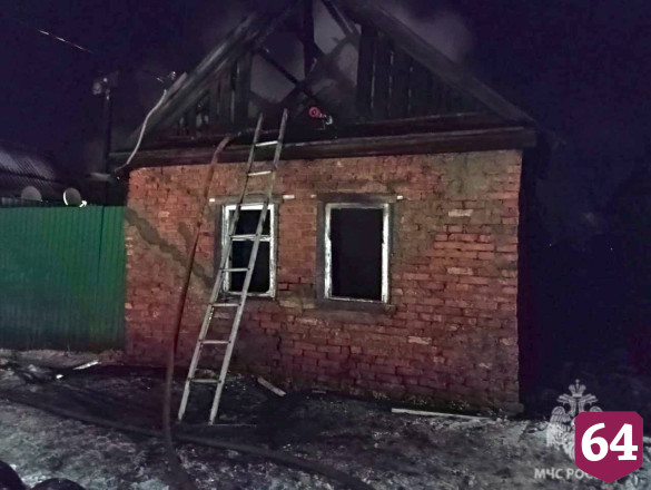 Пожилая женщина погибла на пожаре под Саратовом