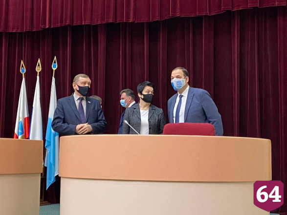 В Саратове после выговора министру 29 дорог передали на региональный уровень 