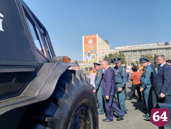 В центре Саратова роботы тушили пожар 