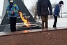 В Саратовской области дети прыгали над Вечным огнем