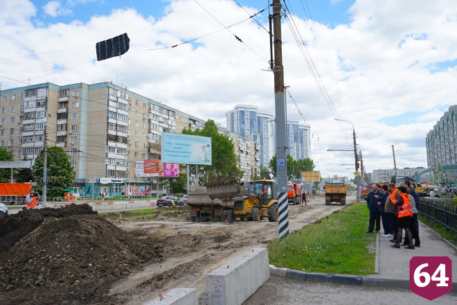 В Энгельсе проблему пробок решают с помощью регулировки светофоров