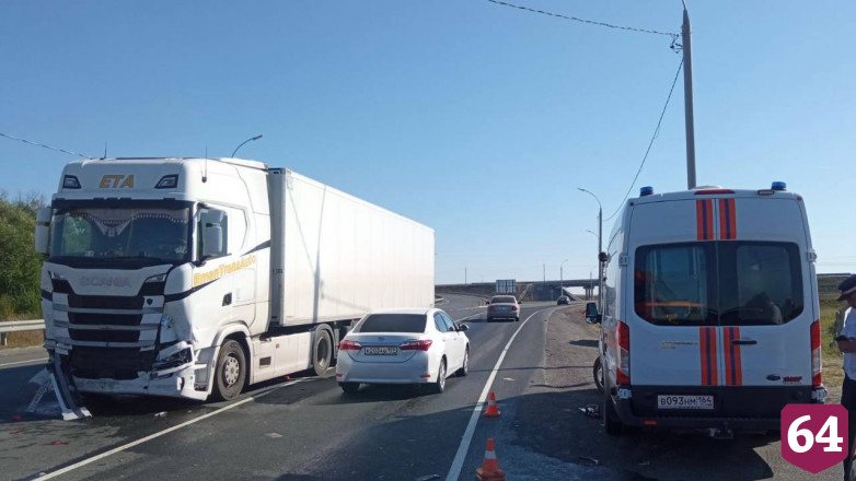 Два человека погибли в ДТП на окраине Саратова
