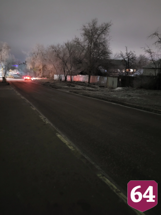 Саратовцы ходят сквозь тьму в поликлинику и школу