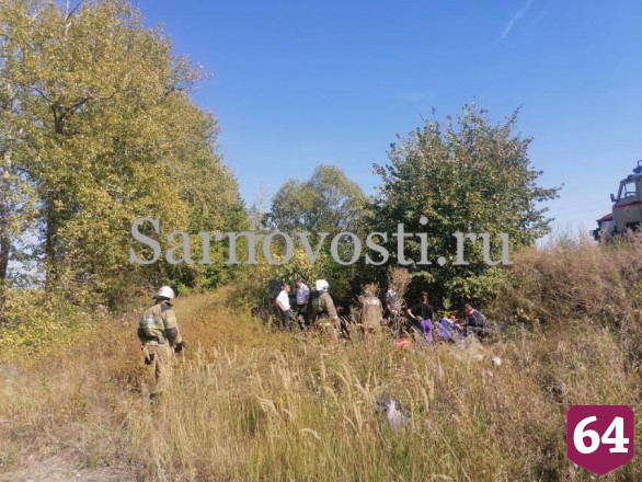 Под Саратовом в ДТП разбились четверо взрослых и двое подростков 