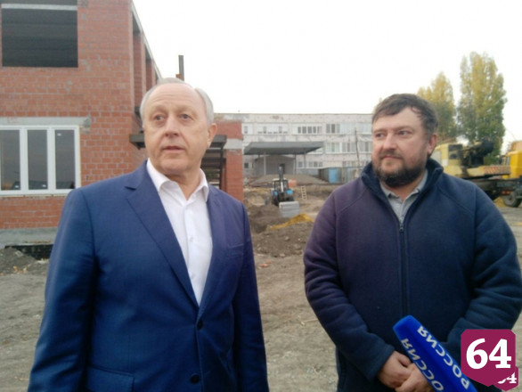 Строителей детского сада в Саратове раскритиковали за пассивную работу 