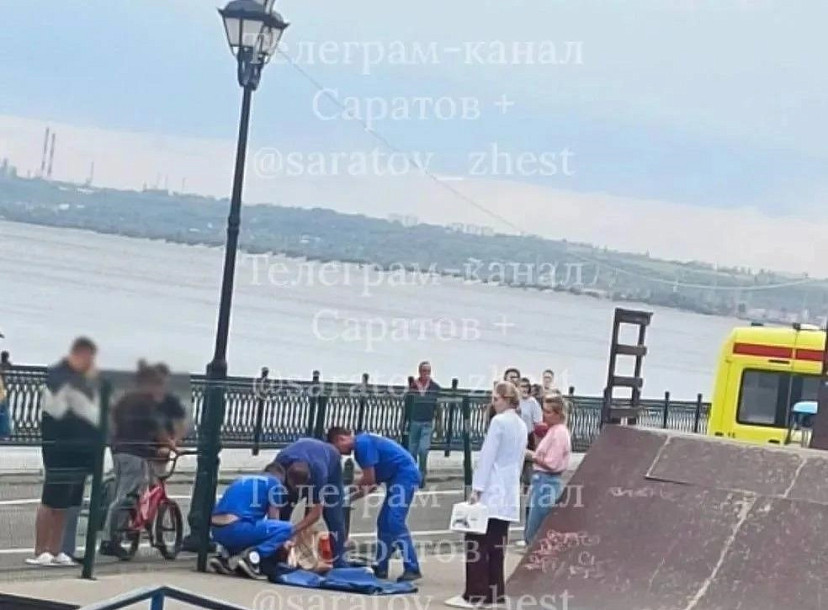 На набережной Саратова разбился подросток на трюковом велосипеде 