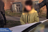 В Саратове сотруднику дорожной лаборатории передали взятку в обертке от шоколада