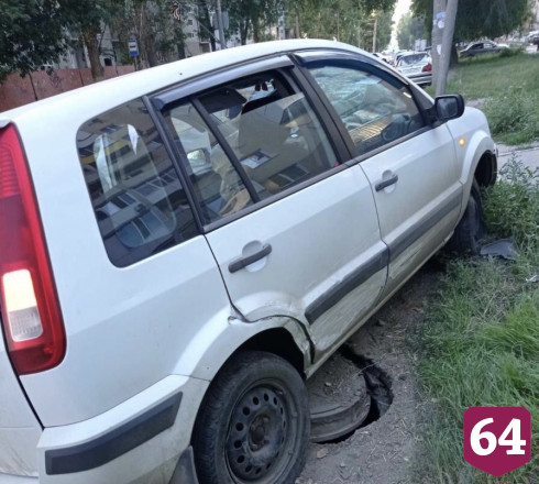 В Саратове водитель бросил на месте ДТП пострадавшего 3-летнего ребенка