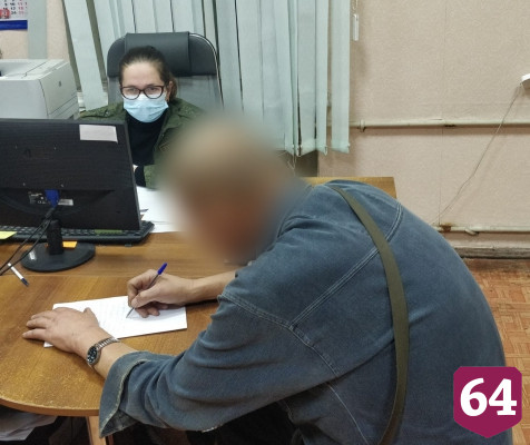 Житель Саратова на даче насмерть забил жену черенком от швабры