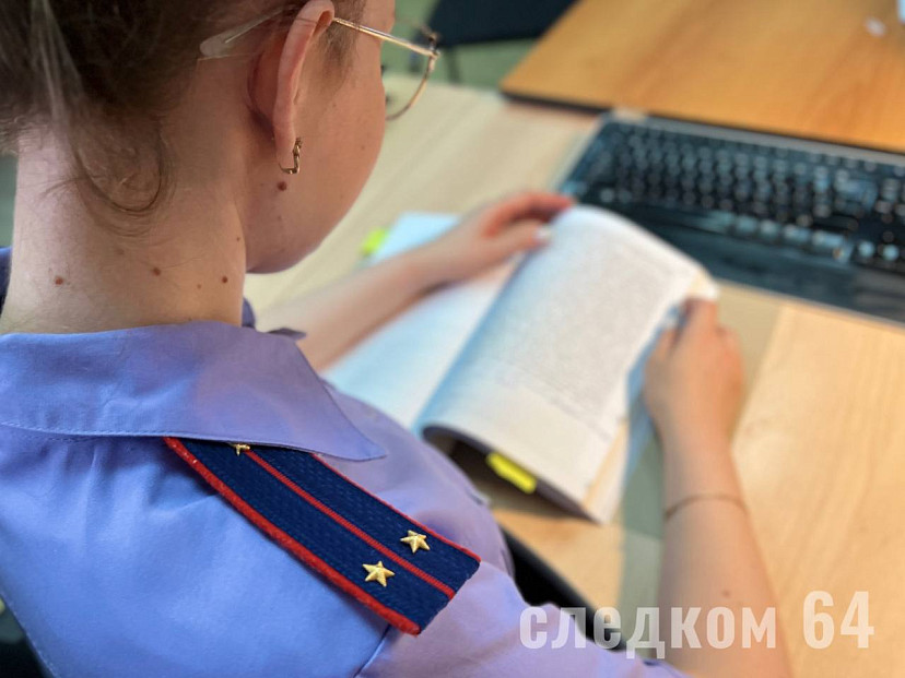 Под Саратовом 7-летняя девочка на скалодроме в ТЦ повредила спину 