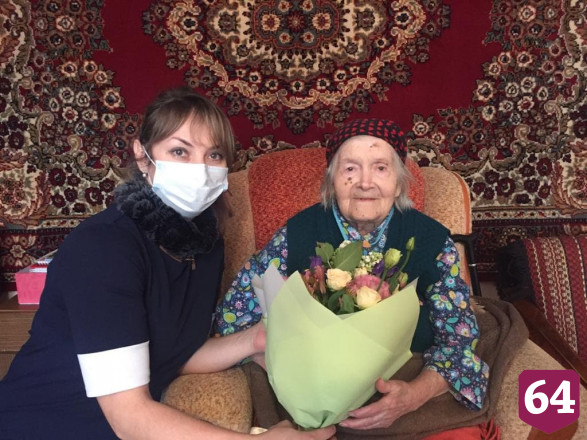 Поздравление коллег с 8 Марта растрогало 102-летнего медика