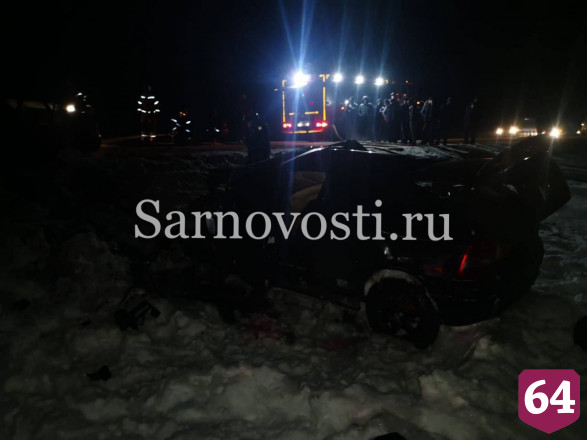 Три человека сгорели в ДТП под Саратовом