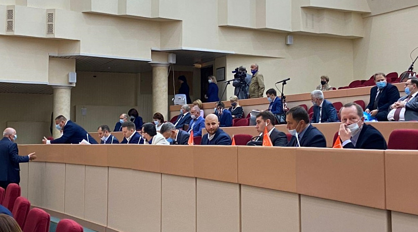 Установлены штрафы за надругательство над муниципальной символикой 