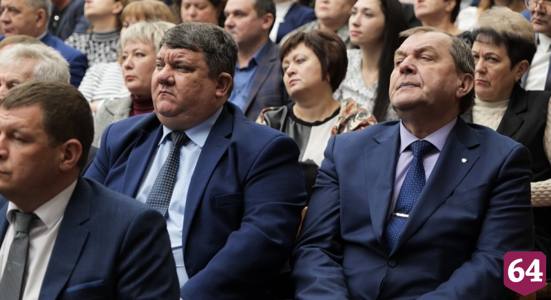 Губернатор поручил улучшить ситуацию с общественным транспортом в Саратовской области