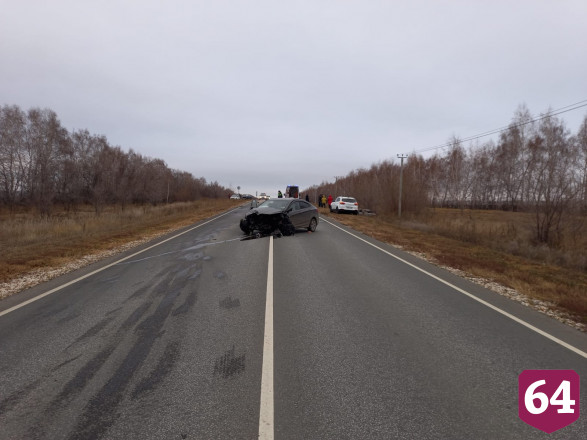 На трассе под Саратовом в ДТП погибли двое мужчин