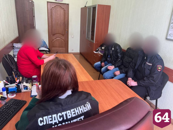 Житель Энгельса пришел в гости и насмерть забил хозяина квартиры