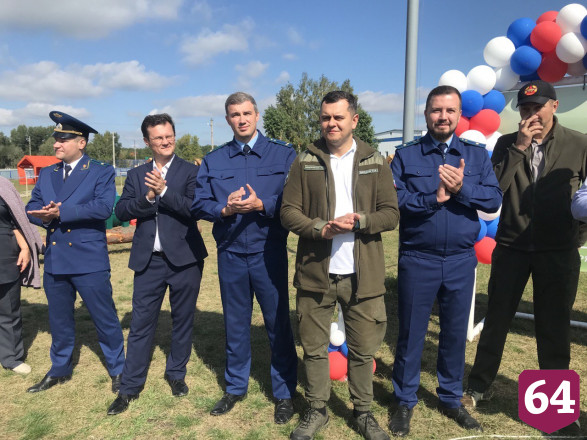 Победителям турнира лесных пожарных вручили кусторез 