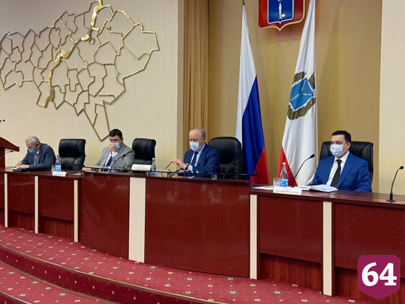 Губернатор призвал пожилых людей «не расслабляться» во время пандемии 