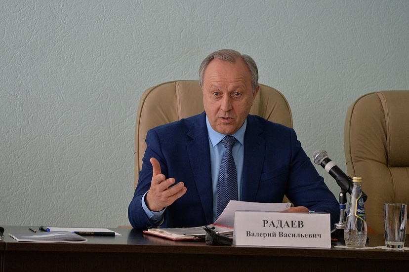 Валерий Радаев поднялся на 6 строчек в рейтинге влияния губернаторов