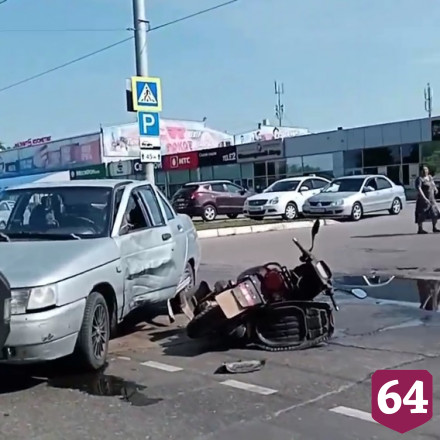 Скутерист отсудил у виновника ДТП 300 тысяч за тяжелые травмы