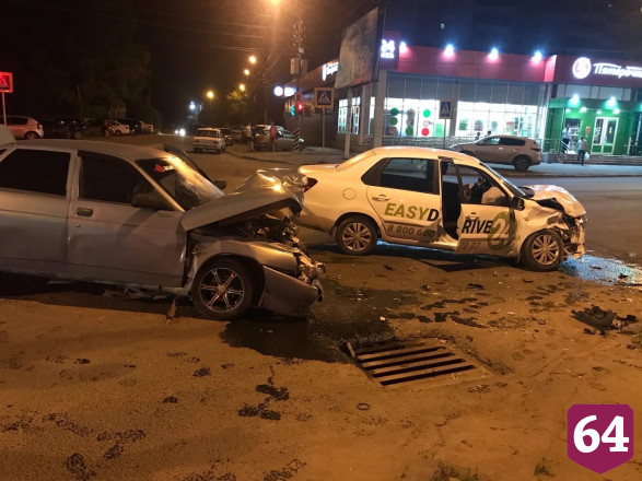 Молодой водитель устроил ДТП с 3 пострадавшими на машине из каршеринга