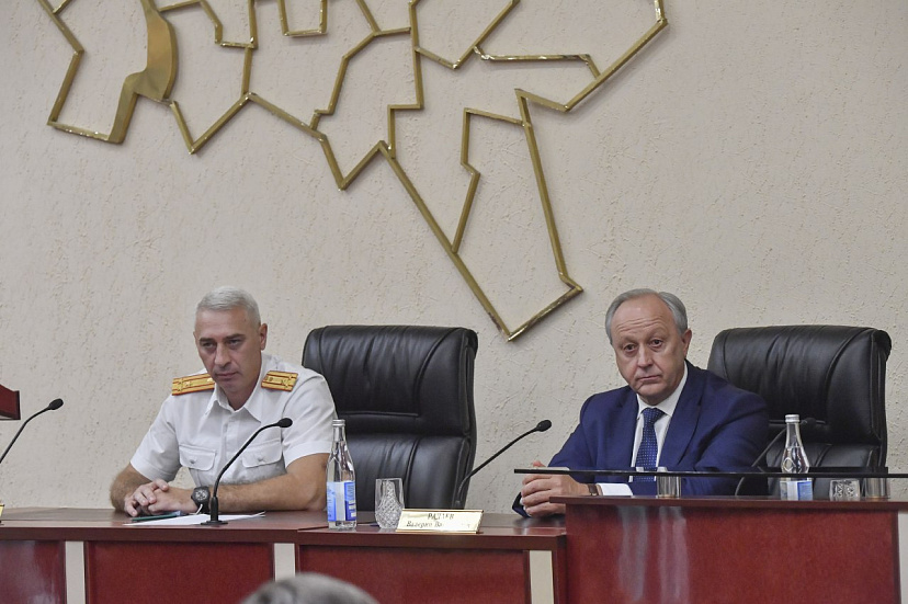Саратовской власти представили нового главу следственного управления