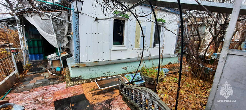 В Саратове при пожаре в частном доме погиб инвалид