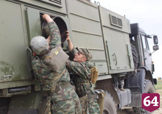 Под Саратовом военные состязались в мастерстве маскировки