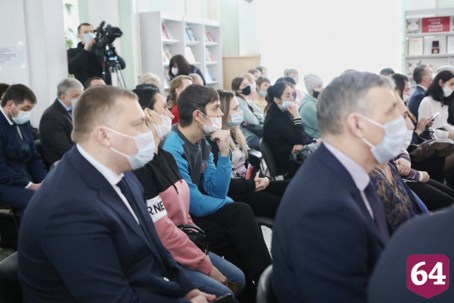 Володин потребовал найти пути решения проблем с жильем для сирот 