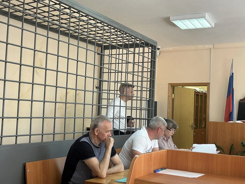 В Саратове продолжают судить бывших министров Шихалова и Пожарова