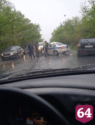 В ДТП с полицейской машиной на Кумысной поляне покалечились 5 человек
