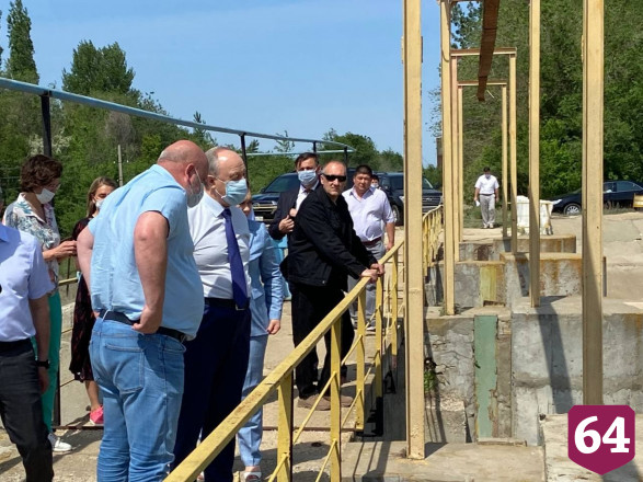 Губернатор потребовал назвать задерживающих закачку воды «вредителей»