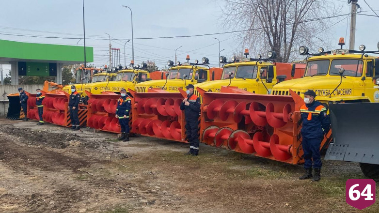 В Саратове проверили готовность дорожной техники к зиме