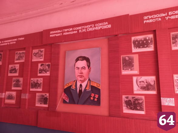 Дорогу к утесу Степана Разина ремонтировали днем и ночью