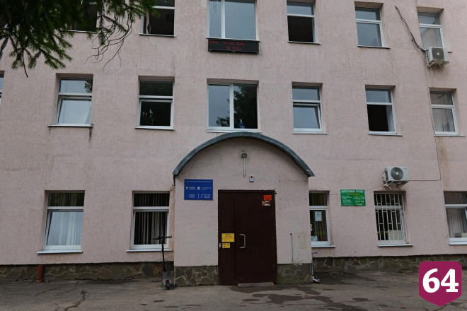 Губернатор потребовал разобраться с жалобами пациентов саратовской больницы