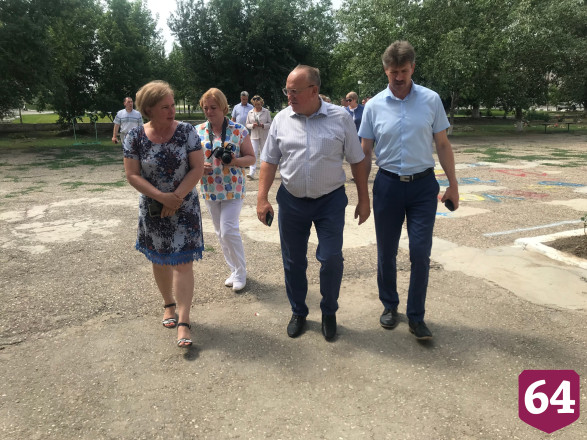 Выпускнице школы предложили стать культурологом в родном селе