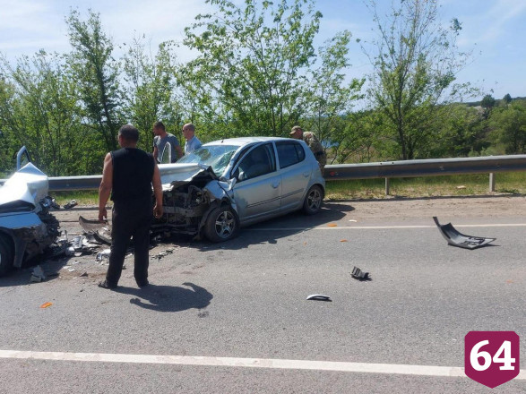 Бойцы «Грома» помогли пострадавшим в ДТП под Саратовом