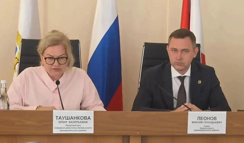 Депутаты упразднили должности двух заместителей главы Энгельсского района