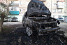 Очевидцы сняли на видео предполагаемый поджог такси